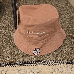 NWT Champion Peach Bucket Hat